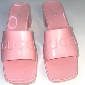 Women’s Pink Gucci Rubber Slide Sandal, Size 6